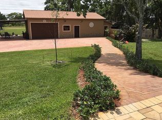 17330 SW 66th St, Southwest Ranches, FL 33331