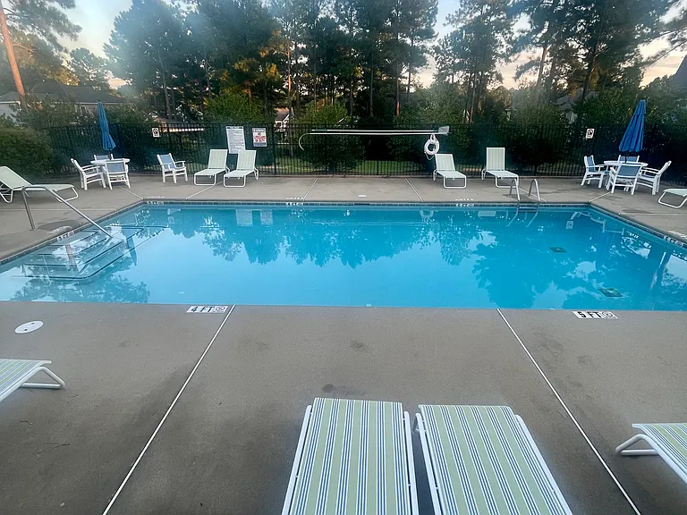 419 Rolling Pines Dr — Photo 24