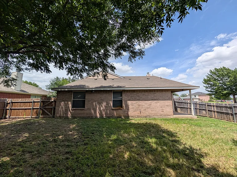 700 Flamingo Dr — Photo 25