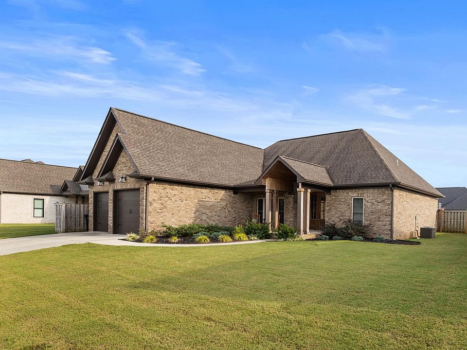 2nd image of 123 Ashbey Cir