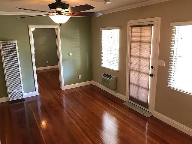 6922 Adams Ave — Photo 4