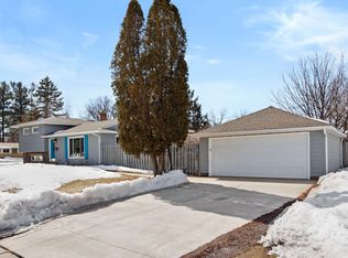 2617 2nd St N, North Saint Paul, MN 55109