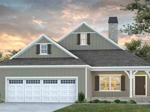 120 Chinaberry St, Pine Mountain, GA 31822