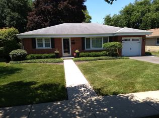 507 S Stewart Ave, Libertyville, IL 60048