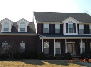 5024 Ashgrove Rd, Versailles, KY 40383