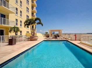 628 Cleveland St APT 805, Clearwater, FL 33755