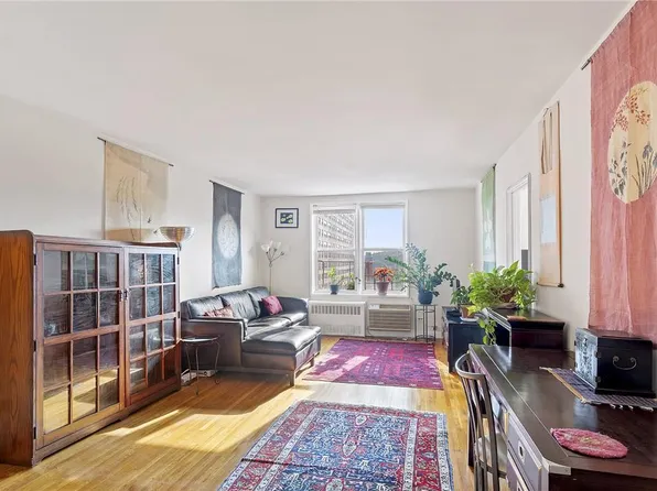 601 Kappock Street #5J, Bronx, NY 10463
