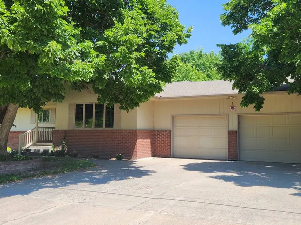 316 Jackson St, Saint Paul, NE 68873