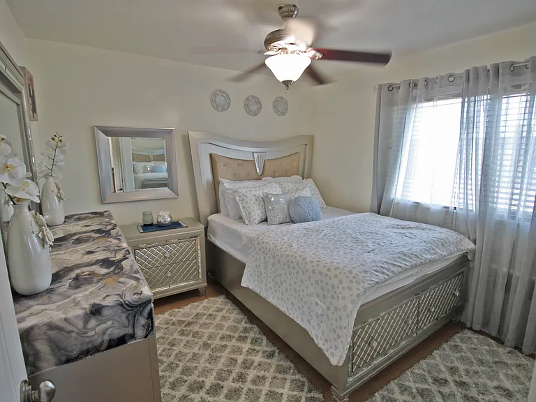 800 N Mollison Ave N #35 — Photo 5