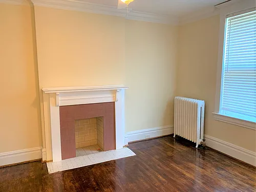 4410-12 Laclede Photo 1
