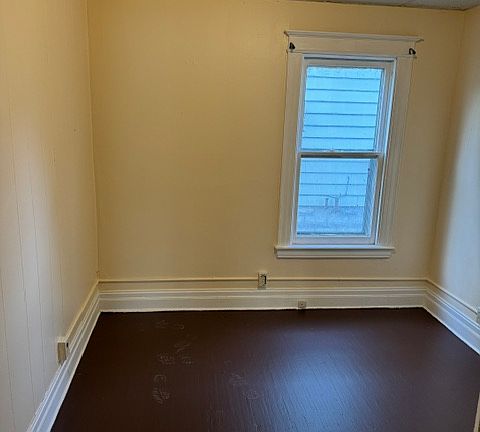 3rd image of 30 Churchlea Pl #1