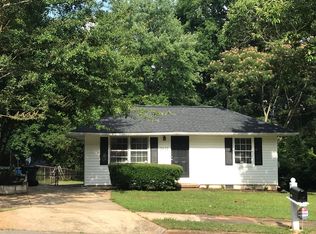 2632 E Woodland Cir, East Point, GA 30344