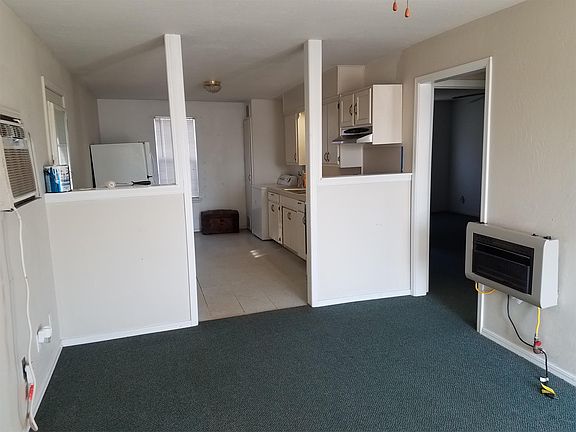 Living & Kitchen