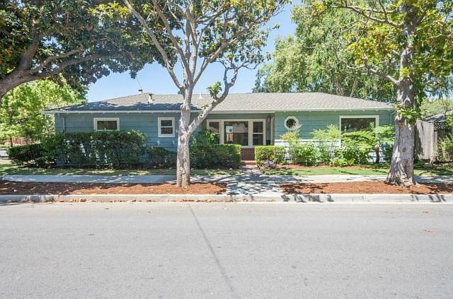 1st image of 324 Gilbert Ave