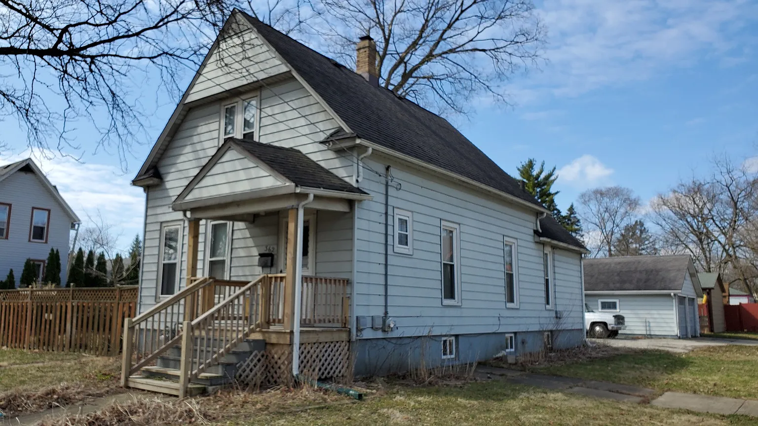 362 N Liberty St photo 1