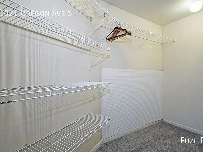 11021 Oregon Ave S — Photo 13