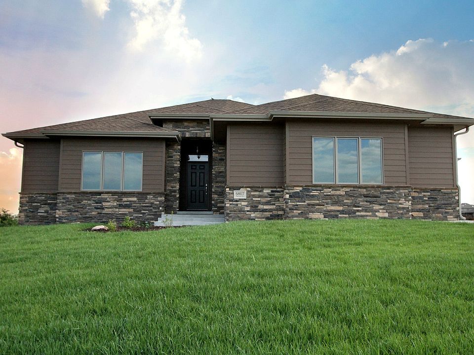 1st image of 6807 Harvest Dr