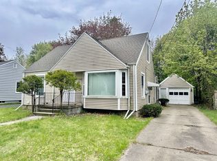1026 S Wisner St, Jackson, MI 49203