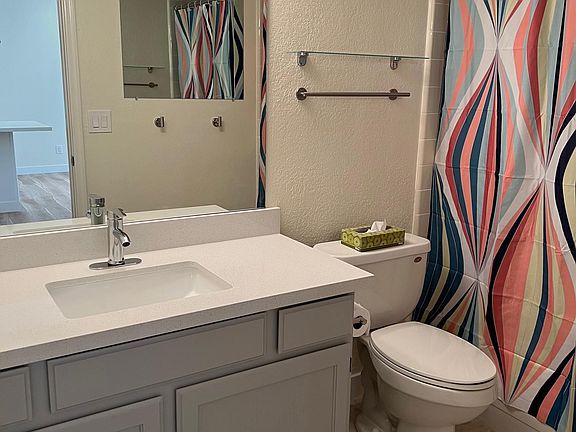 5th image of 10235 N 31st St
