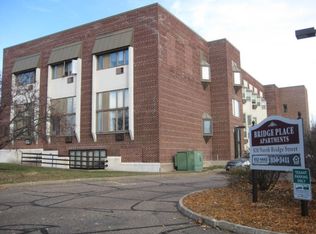 820 N Bridge St APT 305, Chippewa Falls, WI 54729