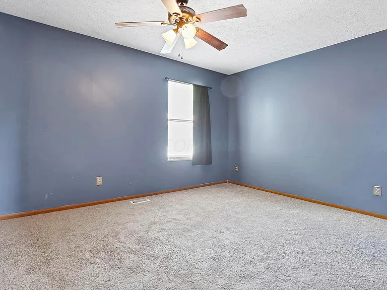 908 Charnwood Ln — Photo 8