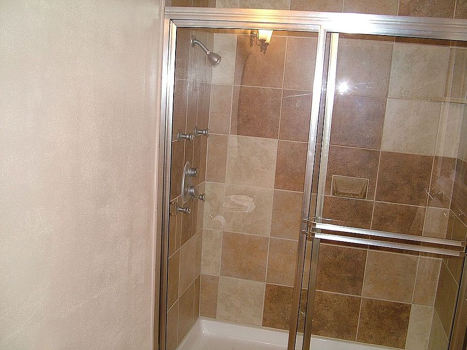 Bathroom 11