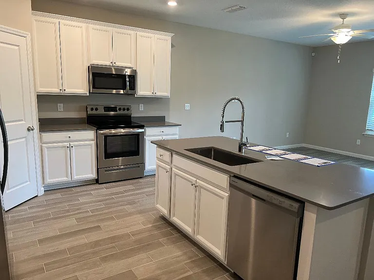 159 Boracay Cir — Photo 4
