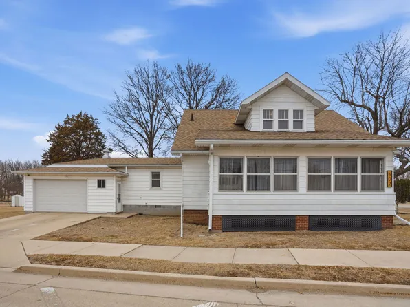 502 W Front St, Annawan, IL 61234