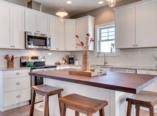 15304 Elm Ct, Faribault, MN 55021