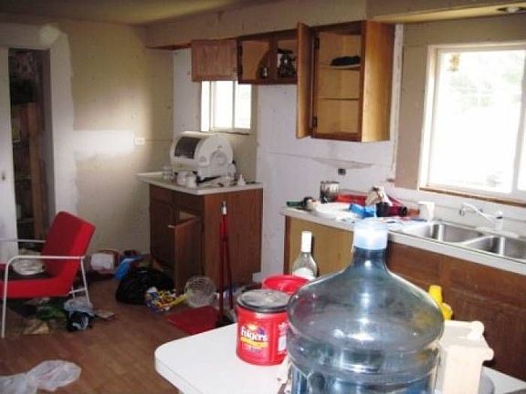 4th image of 35645 N Lake Dr