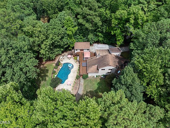 4th image of 107 Winding Ridge Dr