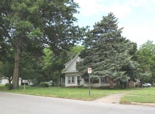 211 N College Ave, Mulvane, KS 67110