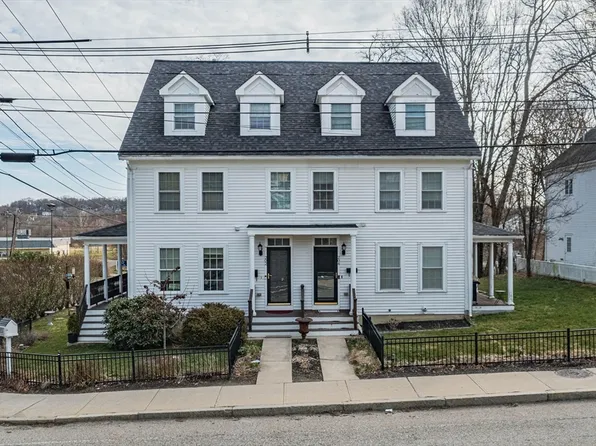 204 Main St, Amesbury, MA 01913