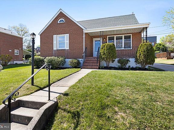2nd image of 8102 Analee Ave