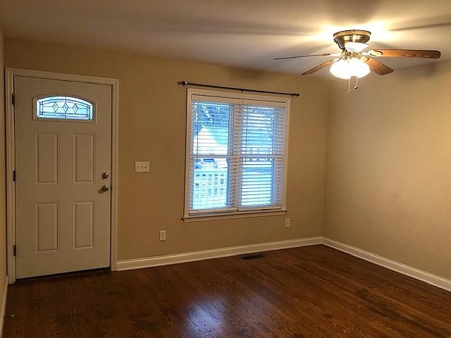 1st image of 3603 Manhattan Ave