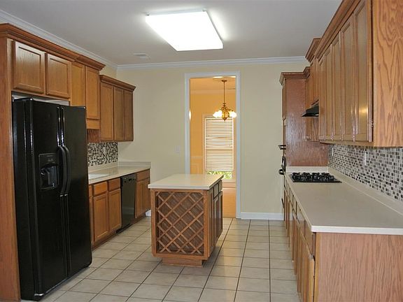 3rd image of 2056 Dogwood Gardens Dr
