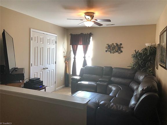 5th image of 2708 Wild Poplar Way