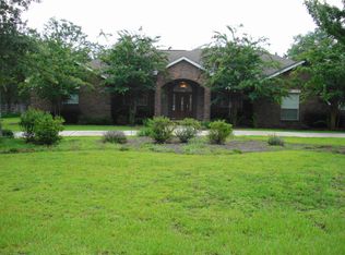 107 Old South Dr, Crestview, FL 32536