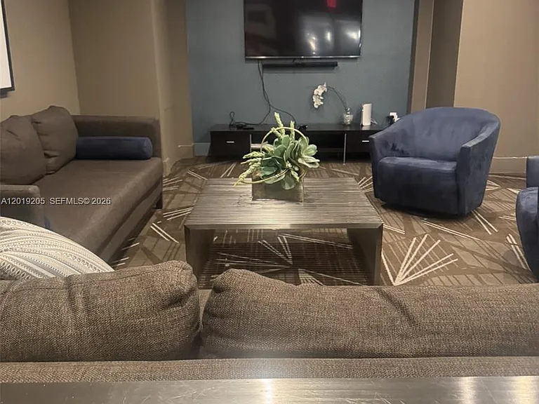 5701 Collins Ave #511 — Photo 30