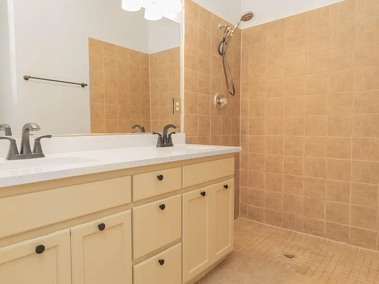 14749 Sand Gate Dr — Photo 34