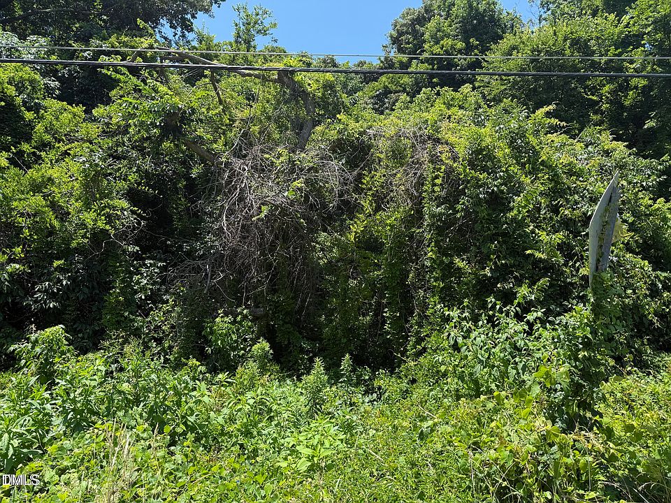 2nd image of 406 Robbins Rd #28-29
