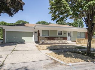 8430 W Vienna Ave, Milwaukee, WI