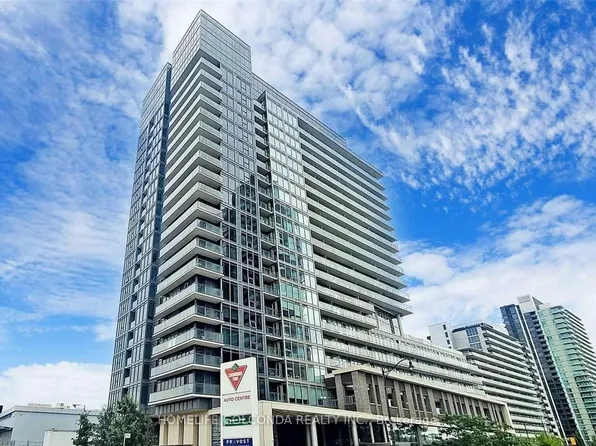 72 Esther Shiner Blvd, Toronto, ON