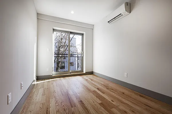 Rented by Brooklyn Group | media 4