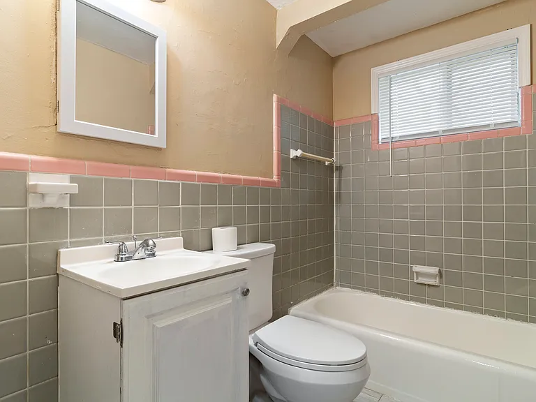 15391 Appoline Ave — Photo 10