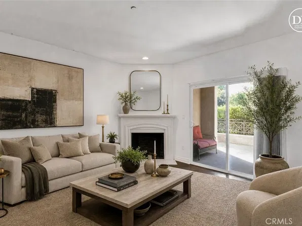 4424 Whitsett Ave APT 110, Studio City, CA 91604