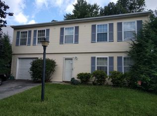 3 Wood St, Poughkeepsie, NY 12603