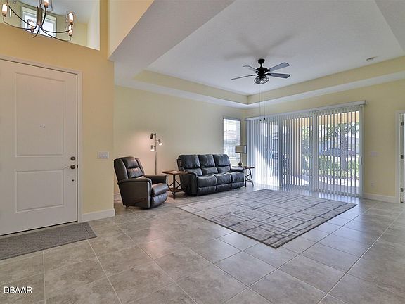 4th image of 548 Margaritaville Ave