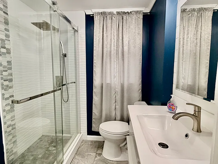 901 Cooke Ln — Photo 15