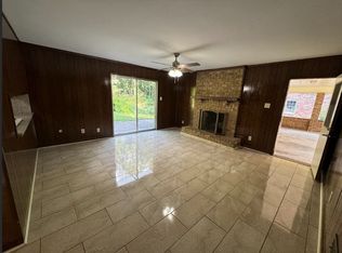 1284 Seven Springs Cir, Marietta, GA 30068